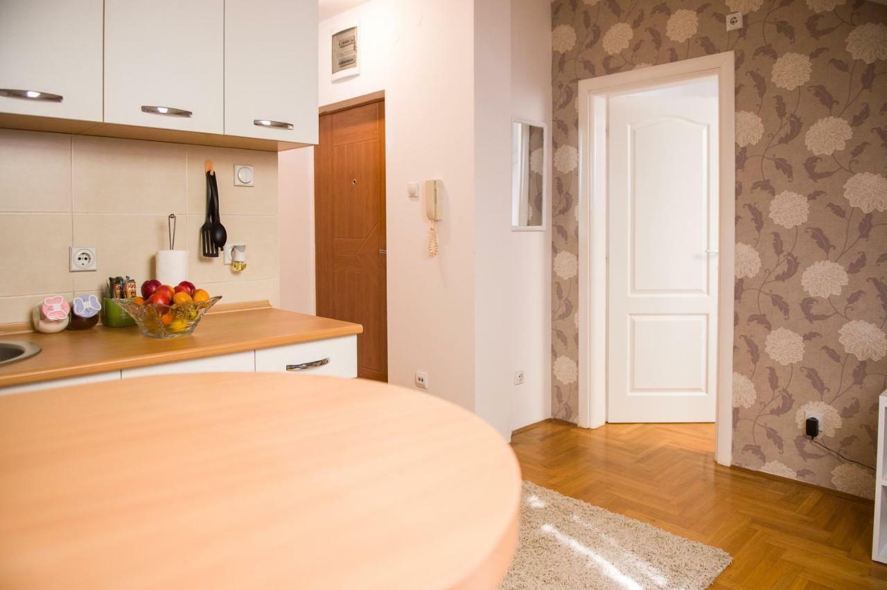 Stella Modern Apartment Novi Sad Exterior foto